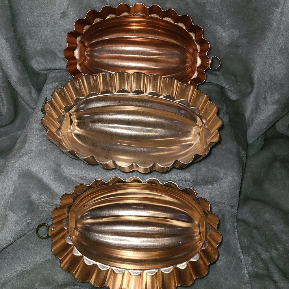 Set of 3 Copper Oval Shaped Molds